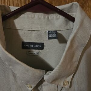 Short sleeve button up